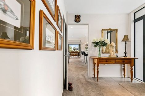 Photo of property in 2 Kilbrannan Close, Broomfield, Christchurch, 8042