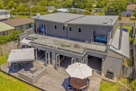 Photo of property in 9 Pa Road, Hahei, Whitianga, 3591