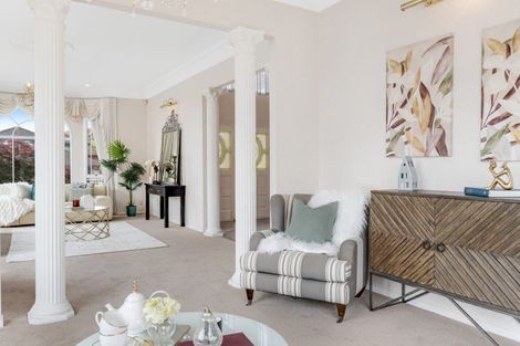 Photo of property in 35 Mccahill Views, Botany Downs, Auckland, 2010