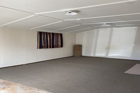 Photo of property in 17 Ellen Street, Manurewa East, Auckland, 2102
