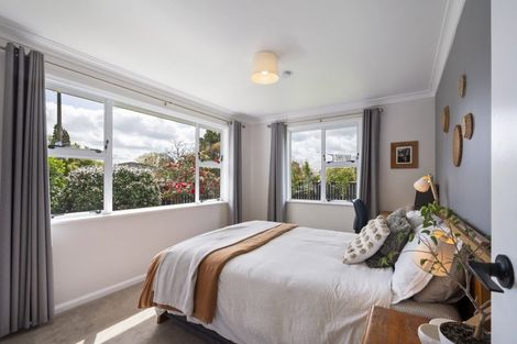 Photo of property in 42 Park Road, West End, Palmerston North, 4412