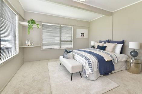 Photo of property in 18 Melandra Road, Stanmore Bay, Whangaparaoa, 0932