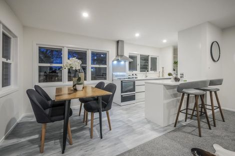 Photo of property in 47 Grande Vue Road, Hillpark, Auckland, 2102