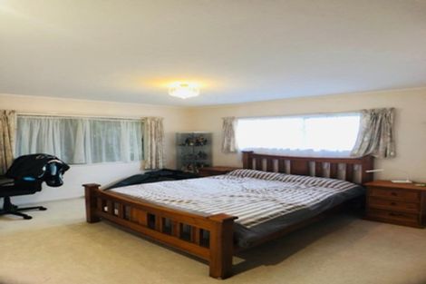 Photo of property in 301 Glengarry Road, Glen Eden, Auckland, 0602