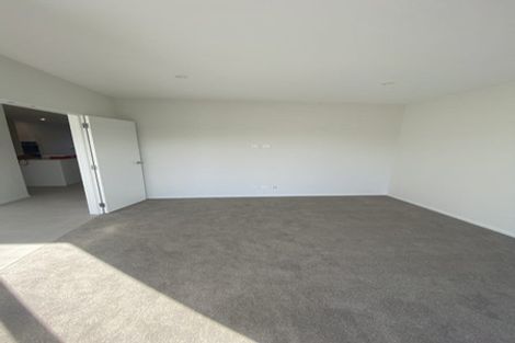 Photo of property in 2 Port Way, Rosehill, Papakura, 2113