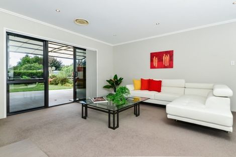 Photo of property in 5 De La Mare Drive, Leamington, Cambridge, 3432