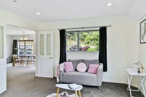 Photo of property in 11 Didsbury Grove, Churton Park, Wellington, 6037