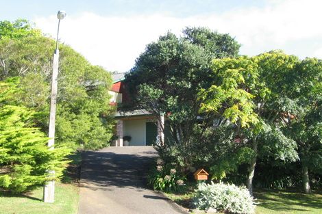 Photo of property in 10 Laingfield Terrace, Laingholm, Auckland, 0604
