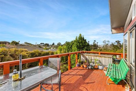 Photo of property in 30 Fitzwater Place, Henderson, Auckland, 0612