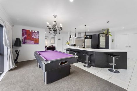 Photo of property in 13 Frankie Stevens Place, Riverstone Terraces, Upper Hutt, 5018