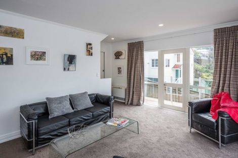 Photo of property in 1/14c Glenmore Street, Thorndon, Wellington, 6011