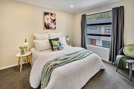 Photo of property in 18b Royal Street, Upper Hutt Central, Upper Hutt, 5018