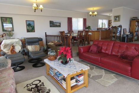 Photo of property in 29 Stratford Drive, Cable Bay, 0420