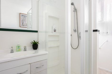 Photo of property in 30 Turenne Street, Inner Kaiti, Gisborne, 4010