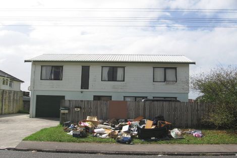 Photo of property in 1 Kelkirk Street, Kelston, Auckland, 0602