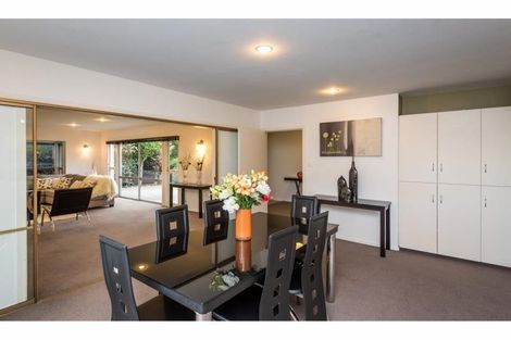 Photo of property in 27 Highfield Place, Avonhead, Christchurch, 8042