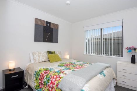 Photo of property in 30 Rainey Crescent, Papamoa Beach, Papamoa, 3118