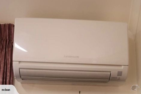 Photo of property in 117 East Coast Road, Castor Bay, Auckland, 0620