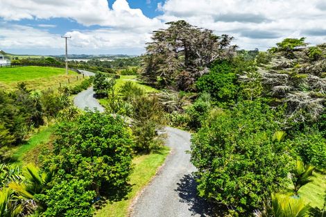 Photo of property in 6 Te Pahi River Drive, Paparoa, Maungaturoto, 0583