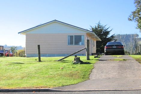 Photo of property in 12 Whiteman Road, Kawakawa, 0210