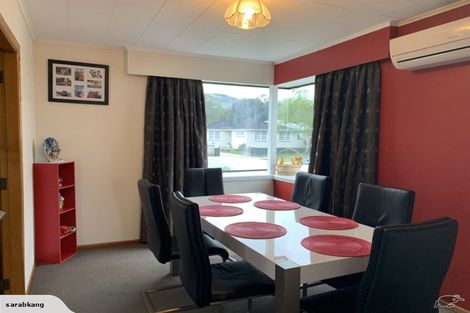 Photo of property in 58 Holdsworth Avenue, Trentham, Upper Hutt, 5018