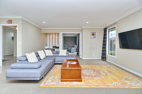 Photo of property in 23 Churchill Drive, Rangiora, 7400