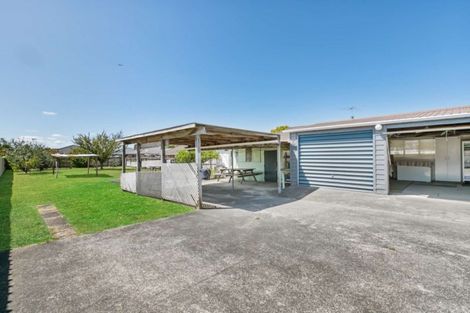 Photo of property in 11 Domain Road, Weymouth, Auckland, 2103