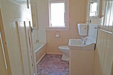 Photo of property in 5 Kelvin Street, South Hill, Oamaru, 9400