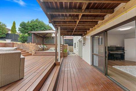 Photo of property in 19 Venus Place, Half Moon Bay, Auckland, 2012