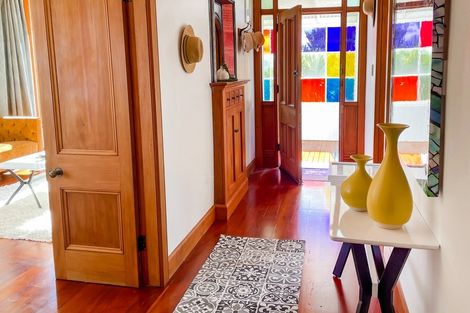 Photo of property in 33 Harland Street, Brooklyn, Wellington, 6021