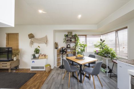 Photo of property in 53a Benmore Avenue, Cloverlea, Palmerston North, 4412