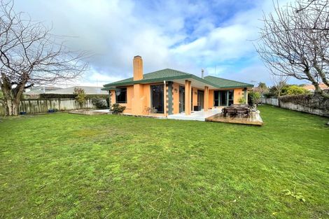 Photo of property in 13 Kingsgate Row, Havelock North, 4130