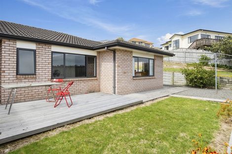 Photo of property in 79 Waterside Drive, Pyes Pa, Tauranga, 3112
