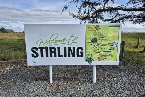 Photo of property in 223 Kaitangata Highway, Stirling, 9231