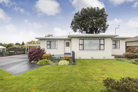 Photo of property in 64 College Street, Awapuni, Palmerston North, 4412