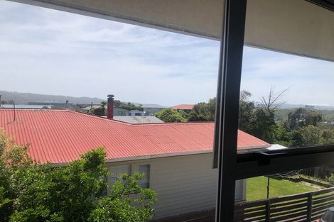 Photo of property in 7 Gillies Place, Ranui, Porirua, 5024