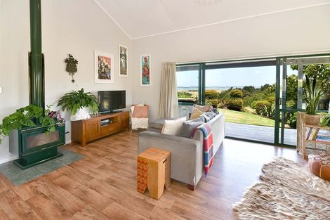 Photo of property in 2298 Kaipara Coast Highway, Makarau, Warkworth, 0984