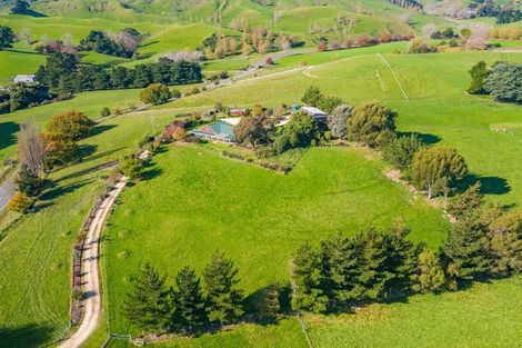 Photo of property in 658 Masterton Stronvar Road, Weraiti, Masterton, 5890