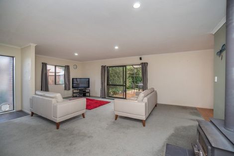 Photo of property in 17 Raukawa Road, Ashhurst, Palmerston North, 4470
