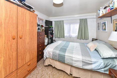 Photo of property in 12 Bexley Place, Pahurehure, Papakura, 2113