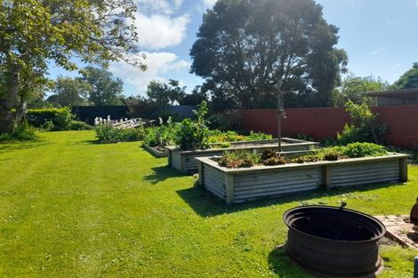 Photo of property in 4 Massey Street, Waimate, 7924