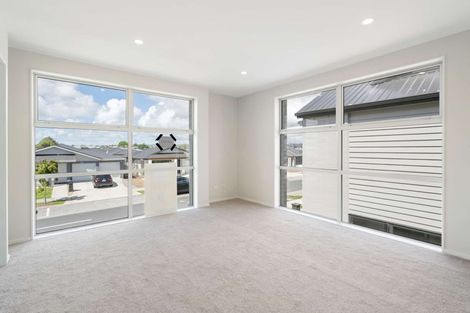 Photo of property in 20a Hollowout Street, Takanini, 2112