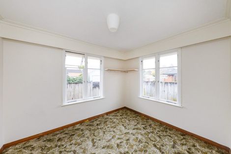 Photo of property in 18 Parata Street, Hokowhitu, Palmerston North, 4410