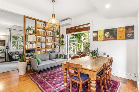 Photo of property in 35a Saxon Street, Waterview, Auckland, 1026