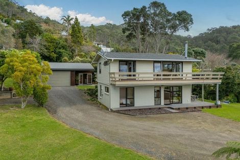 Photo of property in 39 Grange Road, Hahei, Whitianga, 3591