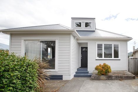 Photo of property in 1/27 Merton Street, Trentham, Upper Hutt, 5018