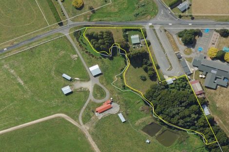 Photo of property in 341 Maharahara Road, Dannevirke, 4972