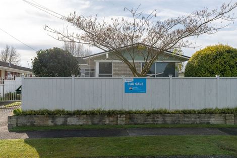 Photo of property in 33 De Vere Crescent, Chartwell, Hamilton, 3210