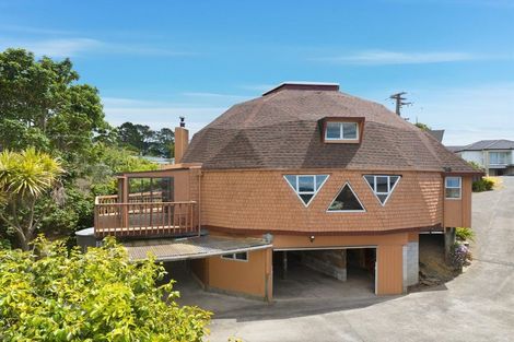 Photo of property in 272 Sturges Road, Henderson, Auckland, 0612