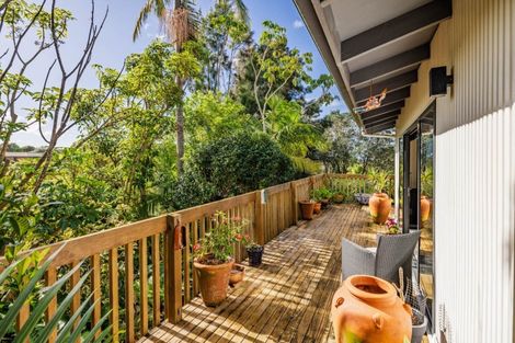 Photo of property in 35 Skudders Beach Road, Kerikeri, 0294